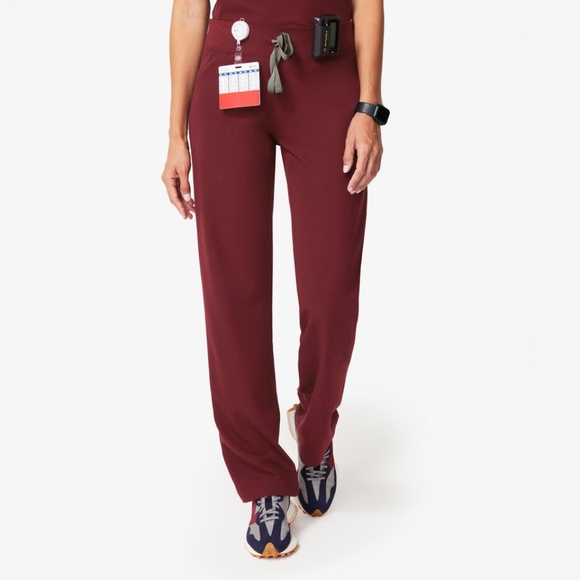 XS M Figs Burgundy Livingston Basic Scrub Pants - Picture 1 of 4
